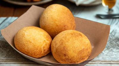Pandebono   -  Colombian Cheese Bread (3 Unidades)