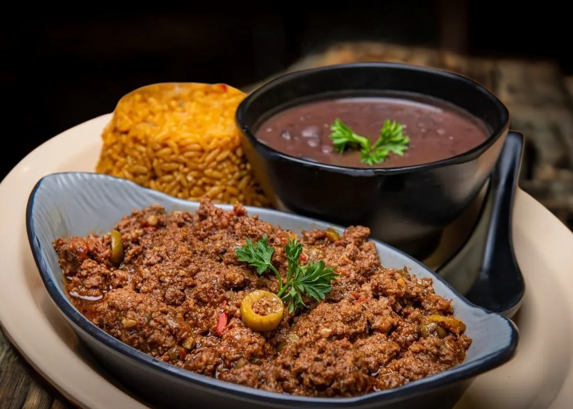 Picadillo al Estilo Cubano